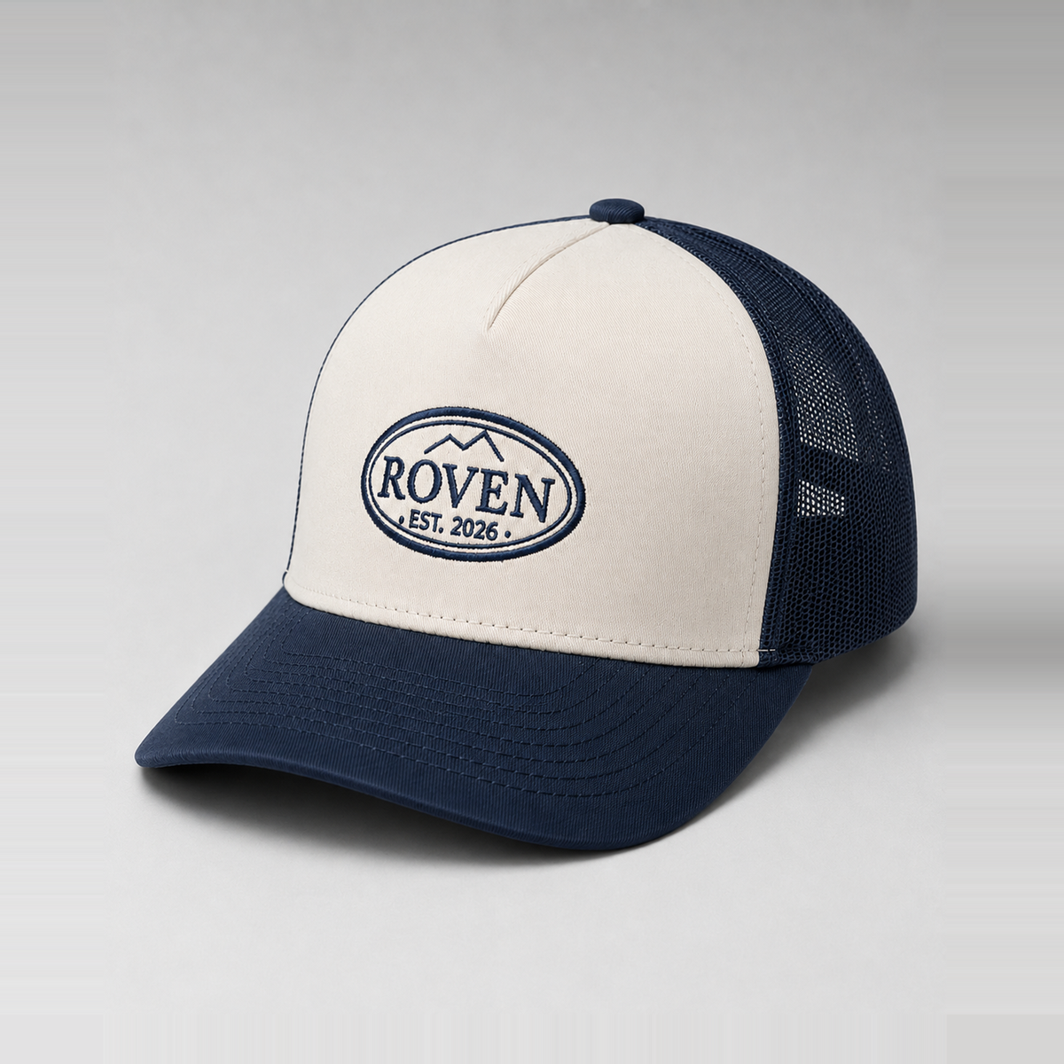 ROVEN Cap in Navy, schräg von vorn